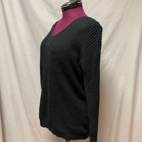 Eclipse, laced back, knit sweater - Picture 3 of 6